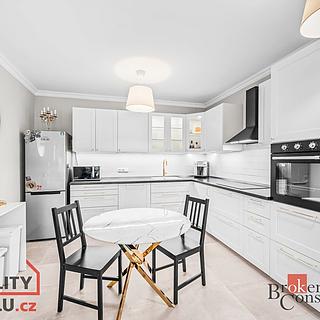 Prodej bytu 2+kk 64 m² Plzeň