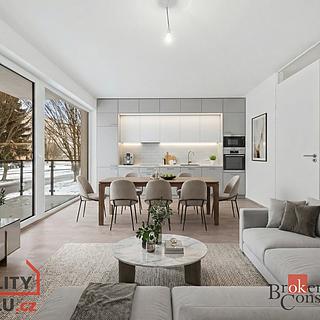 Prodej bytu 4+kk 102 m² Trutnov Horní Předměstí, Chodská