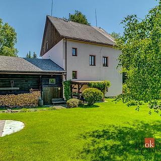 Prodej rodinného domu 254 m&sup2; Volary