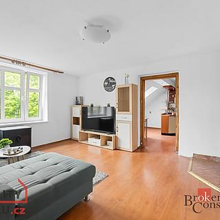 Prodej bytu 3+1 100 m² Dvůr Králové nad Labem, Klazarova