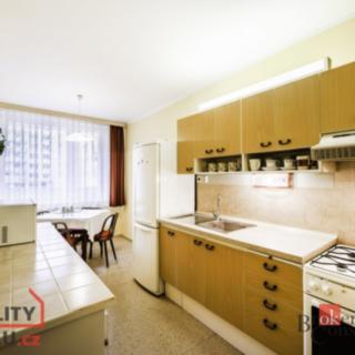 Prodej bytu 3+1 72 m² Žatec, Písečná