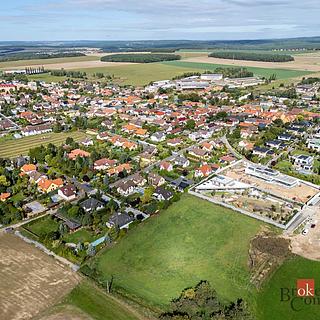 Prodej stavební parcely 1718 m&sup2; Zruč-Senec