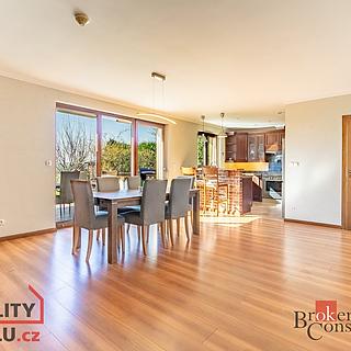 Prodej rodinného domu 206 m² Chválenice