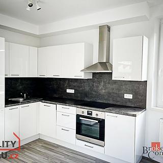 Pronájem bytu 2+kk 61 m² Praha