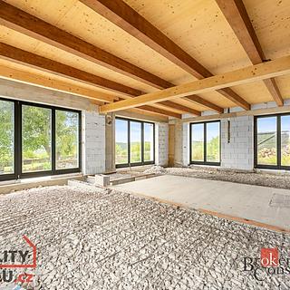 Prodej rodinného domu 384 m² Hudlice