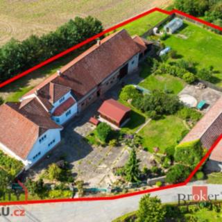 Prodej rodinného domu 175 m² Březno Dolánky
