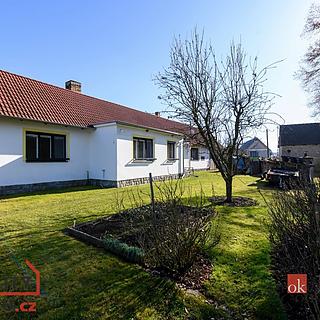 Prodej rodinného domu 94 m² Škvořetice Pacelice