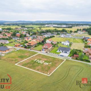 Prodej stavební parcely 1102 m² Rybníky