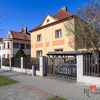 Prodej rodinného domu 170 m&sup2; Plzeň