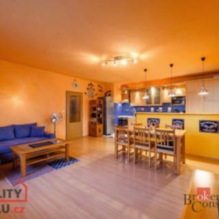 Prodej bytu 2+kk 64 m² Plzeň Severní Předměstí, Znojemská