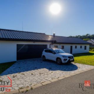 Prodej rodinného domu 198 m² Helvíkovice