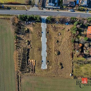 Prodej stavební parcely 813 m&sup2; Dobřenice