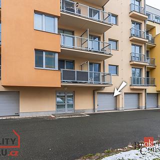 Prodej garáže 20 m² Pardubice Trnová, Adolfa Opálky