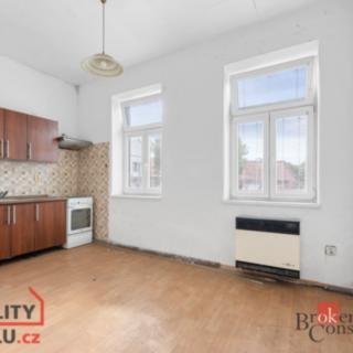 Prodej činžovního domu 244 m² Nové Město nad Metují Krčín, 1. máje