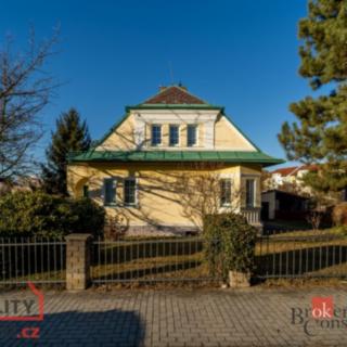 Prodej rodinného domu 180 m² Planá