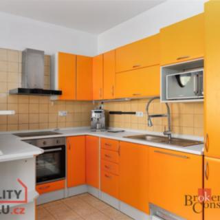 Prodej bytu 3+kk 71 m² Milovice Mladá, Rakouská