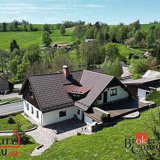 Prodej rodinného domu 460 m² Roprachtice