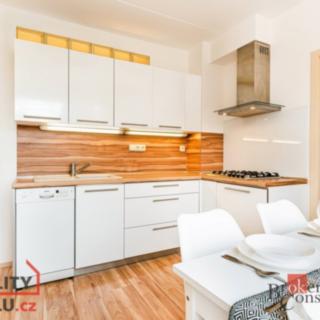 Pronájem bytu 3+1 65 m² Brno Řečkovice, Žitná