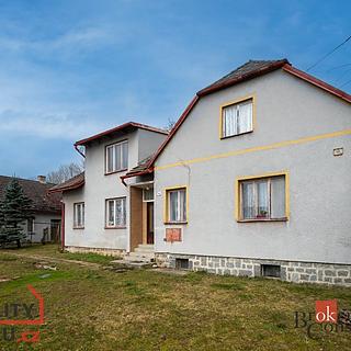 Prodej rodinného domu 280 m&sup2; Myslív
