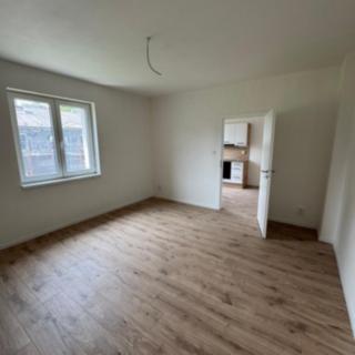 Pronájem bytu 1+1 37 m² Ostrava