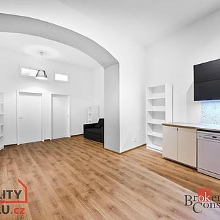 Prodej bytu 4+kk 76 m² Brno Zábrdovice, Cejl