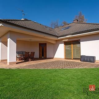 Prodej rodinného domu 260 m² Benešov