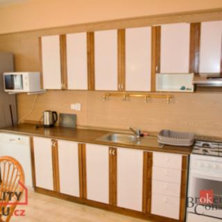 Pronájem bytu 3+1 87 m² Karlovy Vary, nábřeží Jana Palacha