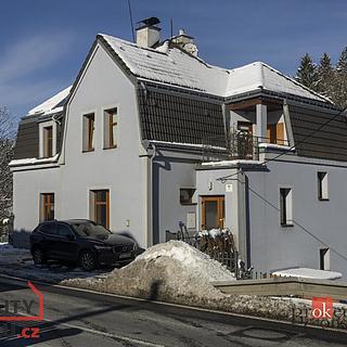 Prodej rodinného domu 250 m² Lučany nad Nisou