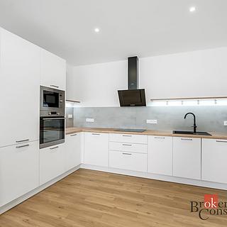 Pronájem bytu 3+kk 77 m² Praha Modřany, Barunčina