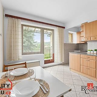 Prodej bytu 3+kk 67 m² Dvůr Králové nad Labem, Klazarova