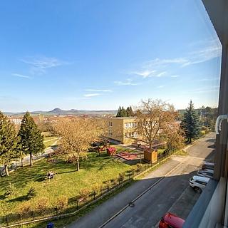 Pronájem bytu 2+kk 40 m² Louny, Školní