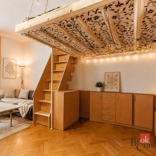 Prodej bytu 1+1 51 m² Hradec Králové, Střelecká