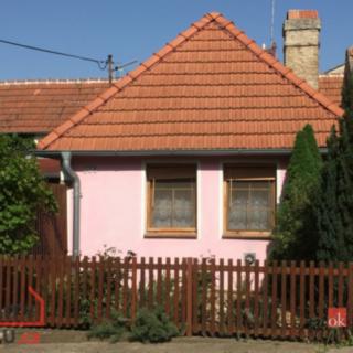 Prodej rodinného domu 50 m² Hlohovec, Ke kostelu