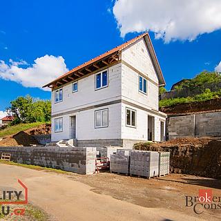 Prodej rodinného domu 139 m² Břasy Stupno