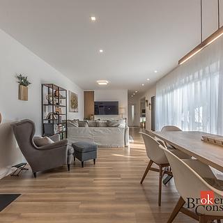 Prodej rodinného domu 291 m² Zlonín, U Rybníka