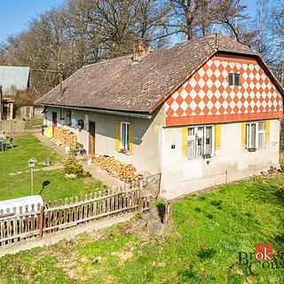 Prodej rodinného domu 77 m² Choltice Ledec