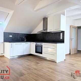 Pronájem bytu 2+kk 55 m² Opava Předměstí, Mařádkova