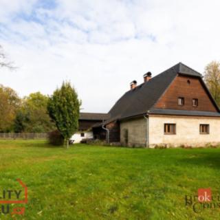 Prodej rodinného domu 238 m² Razová