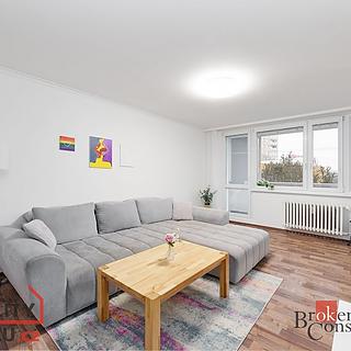 Prodej bytu 3+1 78 m² Praha Černý Most, Doležalova