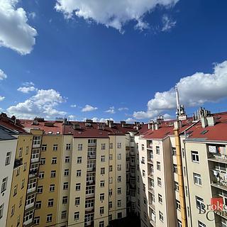 Pronájem bytu 1+kk, garsoniery 36 m&sup2; Praha