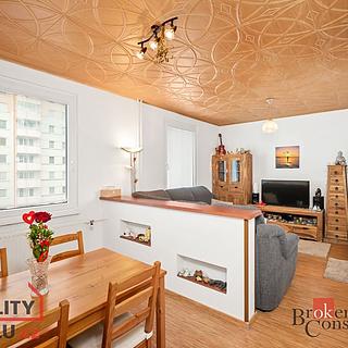 Prodej bytu 4+1 70 m² Pelhřimov, Táborská