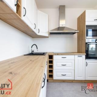 Pronájem bytu 2+1 57 m² Opava Předměstí, Hany Kvapilové