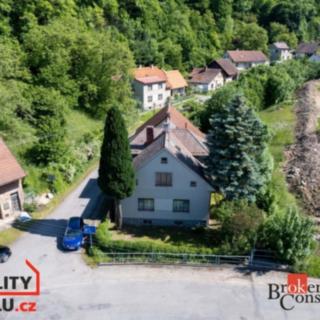 Prodej rodinného domu 239 m² Chleny