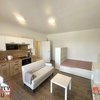 Pronájem bytu 1+kk, garsoniery 32 m² Brno