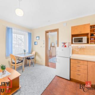 Pronájem bytu 2+kk 33 m² Osek