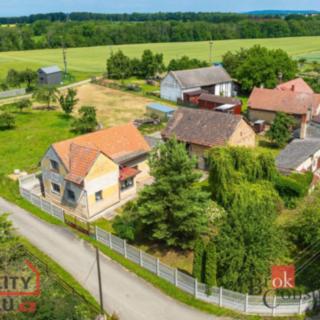 Prodej rodinného domu 140 m² Velké Všelisy Zamachy