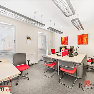 Pronájem kanceláře 54 m² Plzeň Jižní Předměstí, Radobyčická