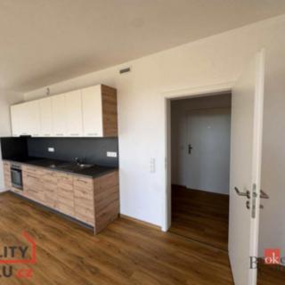 Pronájem bytu 1+kk a garsoniéry 37 m² Svitávka, Školní