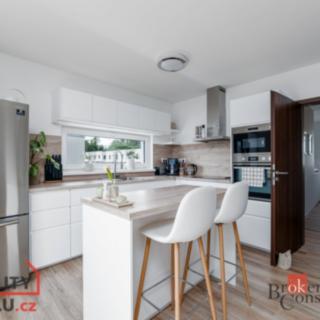 Prodej bytu 4+kk 92 m² Zbůch