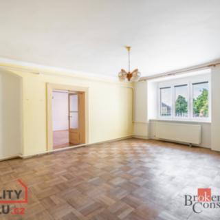 Prodej bytu 2+1 118 m² Třebechovice pod Orebem, Masarykovo náměstí